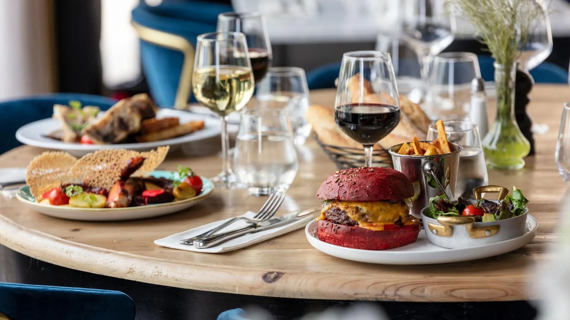 ****  Hotel Restaurant Le Touring - Teritoria Saint-Raphael  France